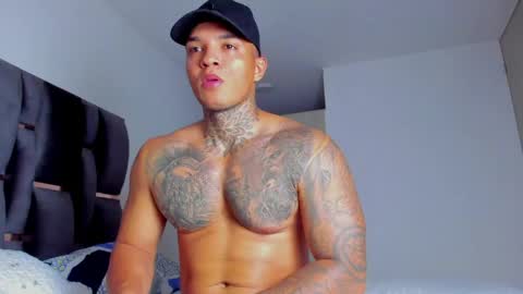 Snapshot of aquiles_elpapi chatting on 06/07/26, 07:17 AquilesElpapi online show from 06/07/26, 07:17