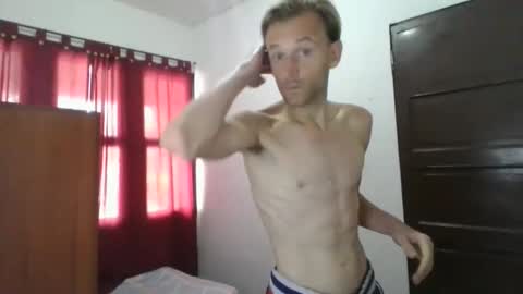 Aquilesmade online show from 10/30/25, 03:13