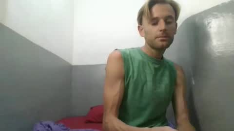 Aquilesmade online show from 11/09/25, 02:59