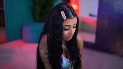 arabellaposh online show from 11/15/25, 06:11