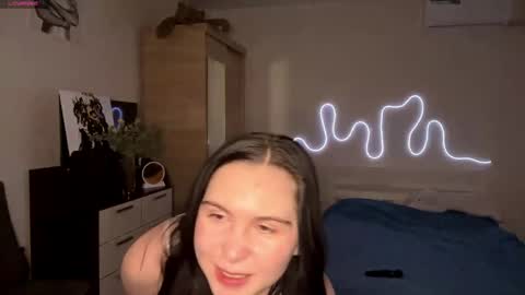 Emi online show from 04/23/26, 04:20