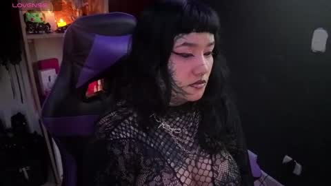 Carolain online show from 05/18/26, 04:07
