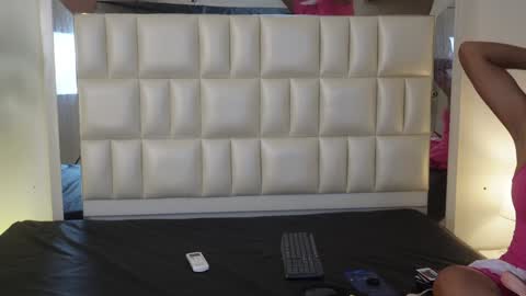   online show from 01/25/25, 03:09