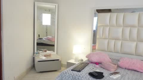   online show from 02/07/25, 07:40