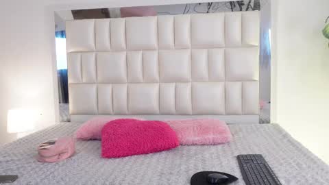   online show from 02/20/25, 04:50