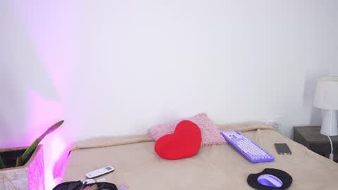   online show from 07/28/26, 08:10
