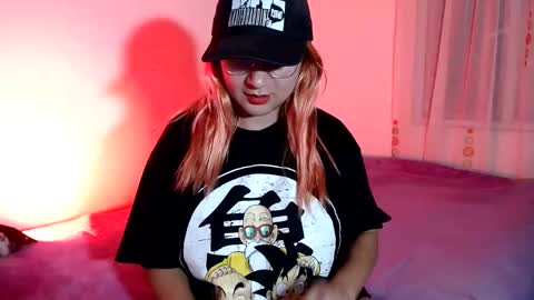 Snapshot of aradiax chatting on 12/04/24, 10:41 Miss Aradia online show from 12/04/24, 10:41