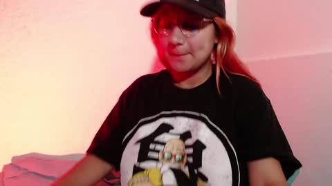 Snapshot of aradiax chatting on 12/05/24, 04:42 Miss Aradia online show from 12/05/24, 04:42