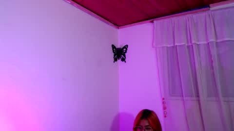 Snapshot of aradiax chatting on 12/16/24, 09:52 Miss Aradia online show from 12/16/24, 09:52