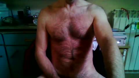 Snapshot of aragon3000 chatting on 12/15/24, 09:35 aragon3000 online show from 12/15/24, 09:35