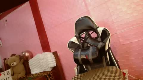 Snapshot of aranza_sexy chatting on 02/16/25, 02:00 Aranza online show from 02/16/25, 02:00