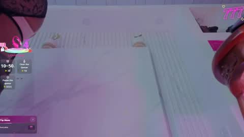 Snapshot of arcana_angel chatting on 04/25/26, 10:40 Angel online show from 04/25/26, 10:40