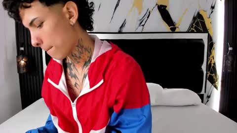 Snapshot of arceluuz chatting on 01/30/25, 03:22 Arceluz online show from 01/30/25, 03:22