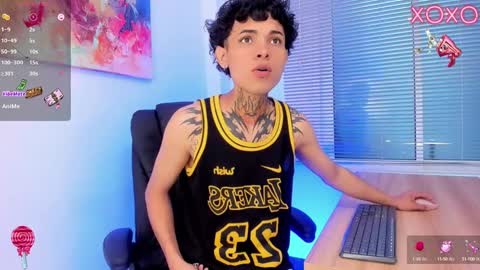 Snapshot of arceluuz chatting on 02/26/25, 02:25 Arceluz online show from 02/26/25, 02:25