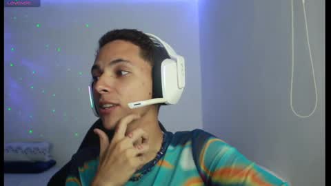 Snapshot of archi_love chatting on 02/28/25, 04:54 ARCHIBALDO online show from 02/28/25, 04:54