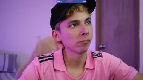 Snapshot of archi_love chatting on 10/18/25, 10:43 ARCHIBALDO online show from 10/18/25, 10:43