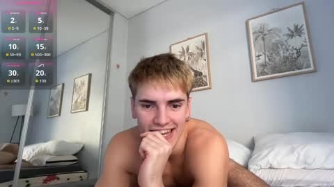 Archie online show from 04/11/26, 07:51