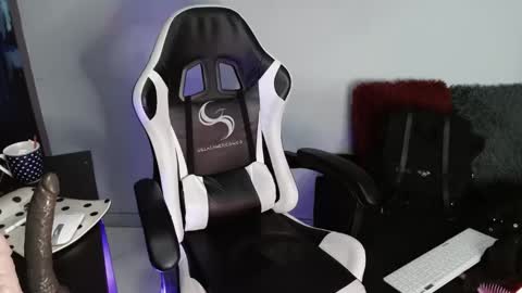 Snapshot of ardat_lili69 chatting on 01/10/25, 03:48 Ardat lili69 online show from 01/10/25, 03:48