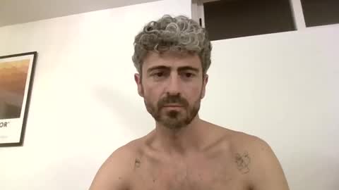 Snapshot of ardiac chatting on 03/01/25, 08:42 ardiac online show from 03/01/25, 08:42