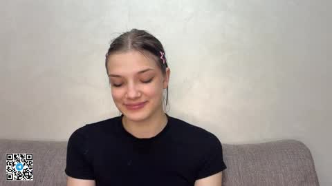 Caroline online show from 04/01/26, 06:49