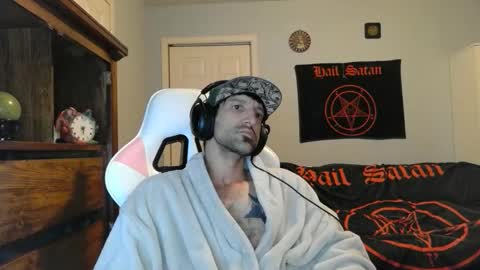 Snapshot of ardok1 chatting on 11/11/25, 03:50 ardok1 online show from 11/11/25, 03:50