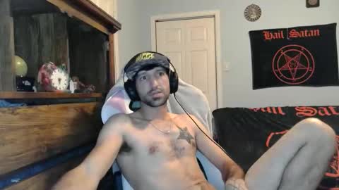 Snapshot of ardok1 chatting on 11/14/25, 03:16 ardok1 online show from 11/14/25, 03:16