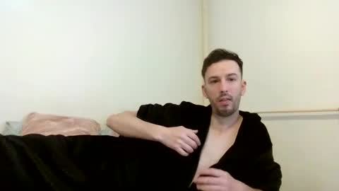 Snapshot of ares_candy chatting on 01/30/25, 07:29 Ares Candy online show from 01/30/25, 07:29