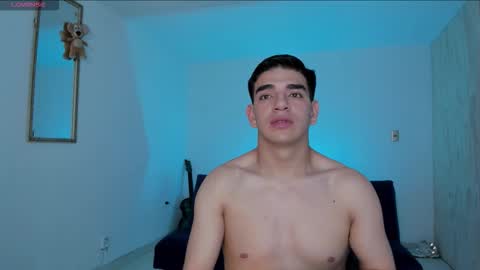 Snapshot of ares_johnsonn chatting on 11/25/25, 05:24 Ares online show from 11/25/25, 05:24