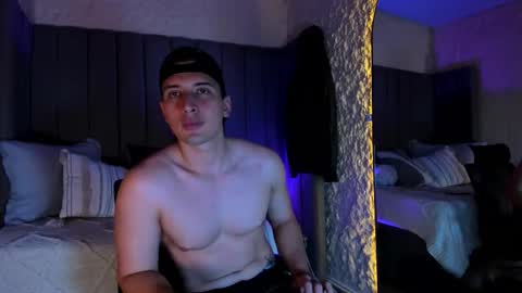 Snapshot of ares_x_ chatting on 12/03/25, 01:09 Ares X online show from 12/03/25, 01:09