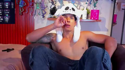 Snapshot of aress444 chatting on 10/01/25, 01:44 aress444 online show from 10/01/25, 01:44