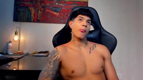 aress444 online show from 11/12/25, 12:44