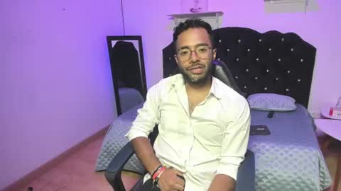 Snapshot of arez_vortex_ chatting on 06/09/26, 07:36 Alex Cortez online show from 06/09/26, 07:36