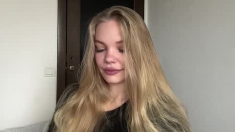 Amelia online show from 11/27/25, 05:42