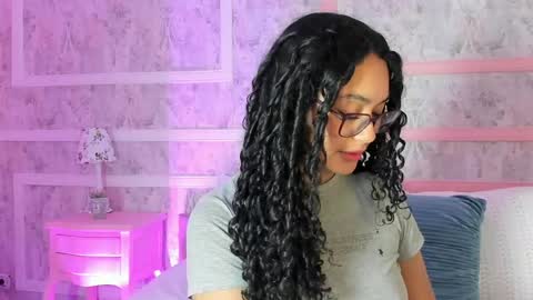 Ari online show from 05/11/26, 12:00