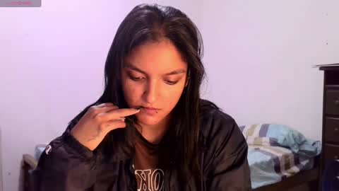 Bella online show from 06/15/26, 04:31
