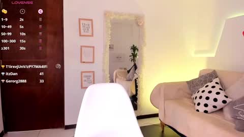 Ari online show from 01/30/25, 05:39