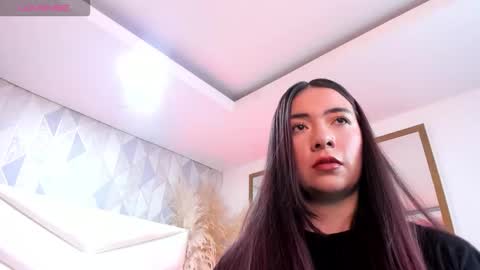 ari_lynn_ online show from 10/30/25, 03:41