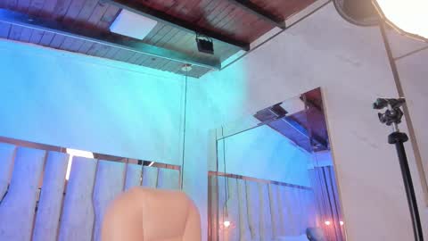 ARI  online show from 11/20/25, 11:43