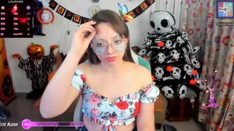 Linda online show from 10/10/25, 01:26