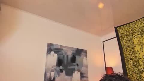 aria y orien  online show from 09/14/25, 12:59