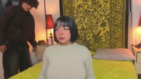 aria y orien  online show from 09/22/25, 11:01