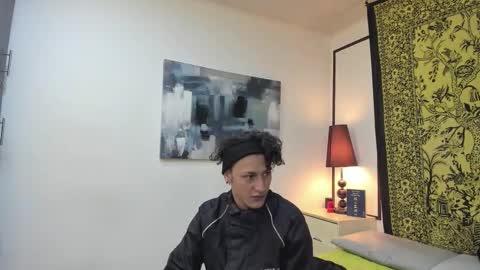 aria y orien  online show from 11/13/25, 11:09