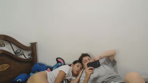 aria_arthur online show from 10/11/25, 09:02