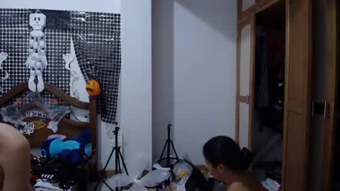 aria_arthur online show from 11/02/25, 12:51