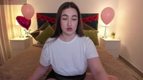 aria_blisss online show from 02/19/25, 12:55