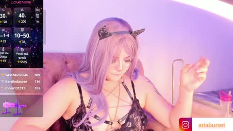 Snapshot of aria_burset chatting on 01/12/25, 06:49 Aria online show from 01/12/25, 06:49