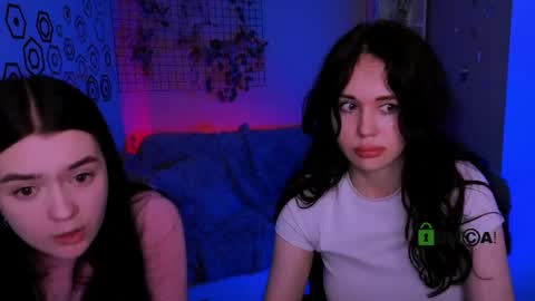 Aria online show from 04/27/26, 07:23