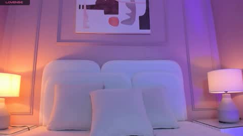 Aria  online show from 02/04/26, 02:50