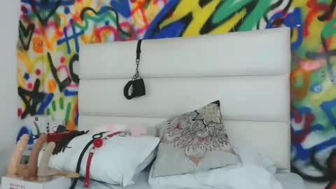 aria online show from 03/06/25, 06:05