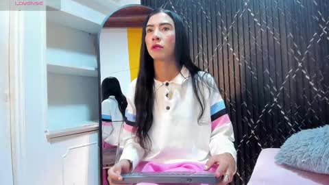 Aria Millers  online show from 09/24/25, 11:46